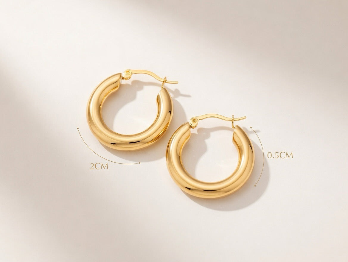 Classic Smooth Round Hoop Earrings – 18K Gold Plated Stainless Steel Huggie Earrings for Women