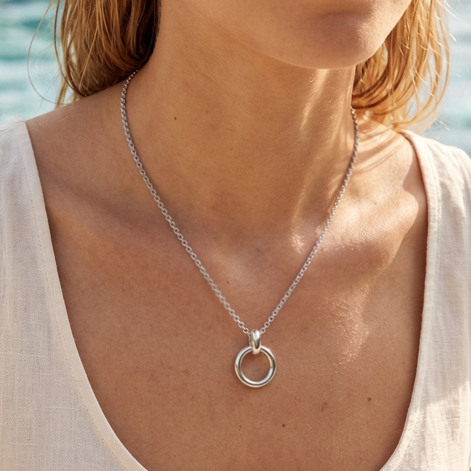 Circle Pendant Necklace